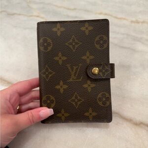 Vintage Louis Vuitton PM Agenda / passport holder